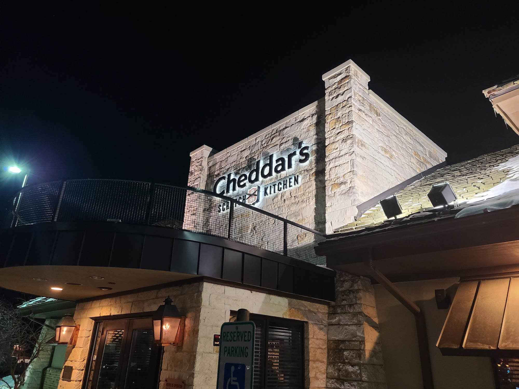 Cheddar's Scratch Kitchen