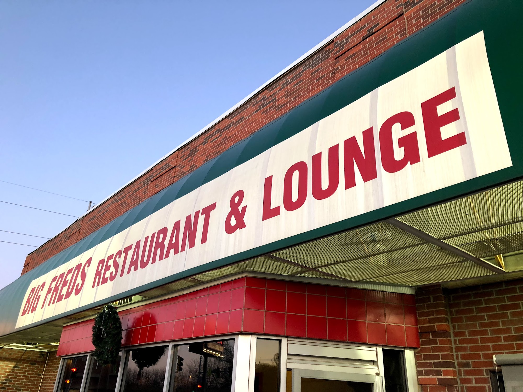 Big Fred's Pizza Garden & Lounge 1101 S 119th St, Omaha, NE 68144
