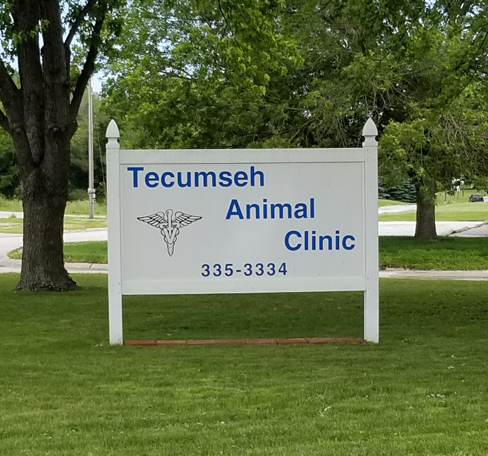 Tecumseh Animal Clinic 420 S 9th St, Tecumseh Nebraska 68450