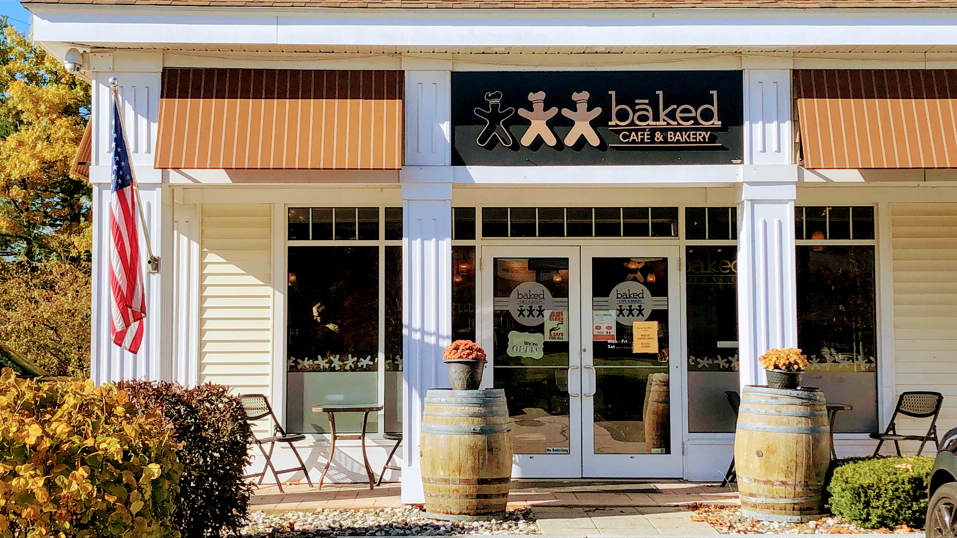 bāked Cafe & Bakery