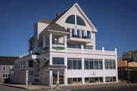 McGuirk's Ocean View Hotel