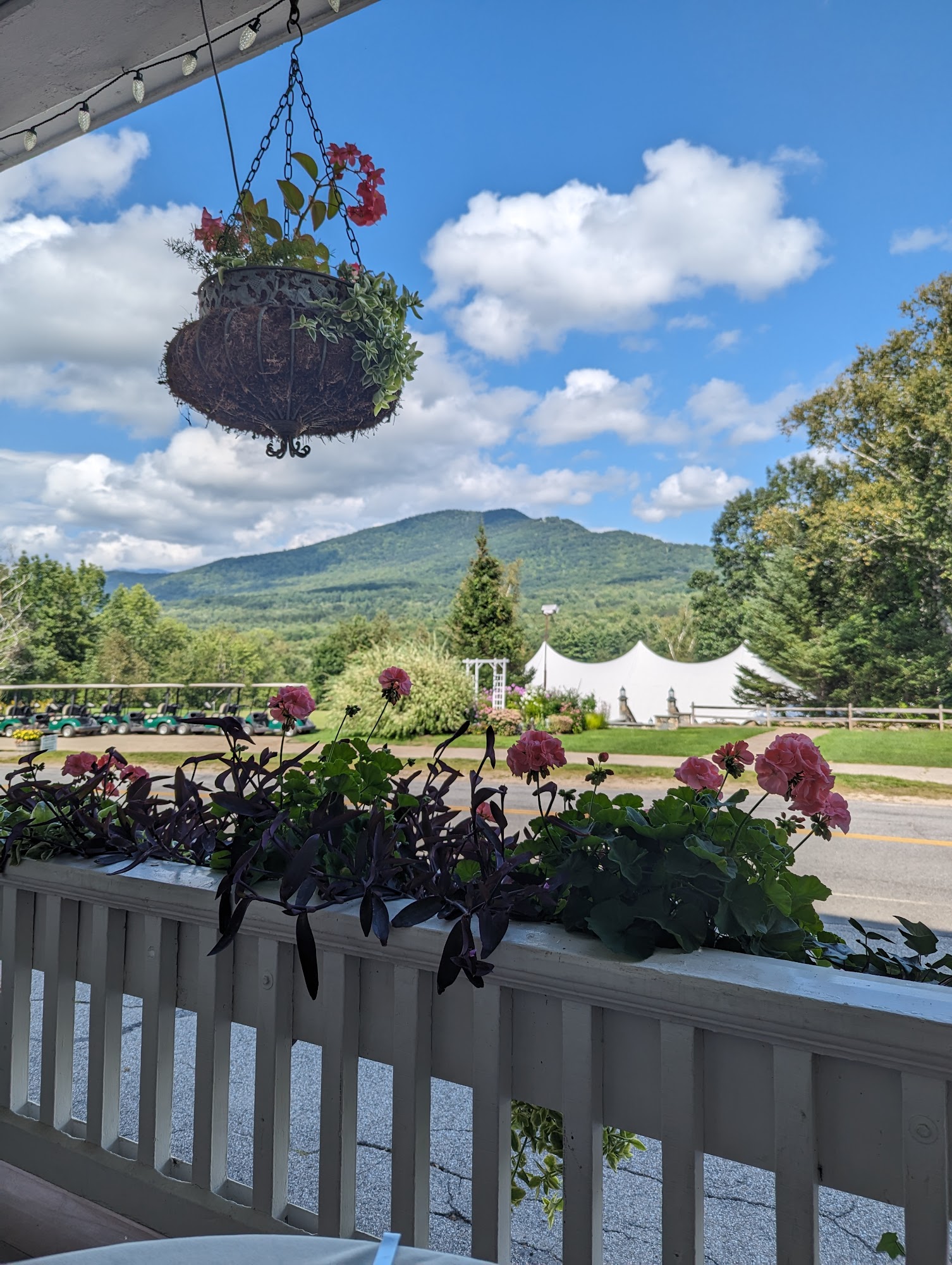 Eagle Landing Tavern