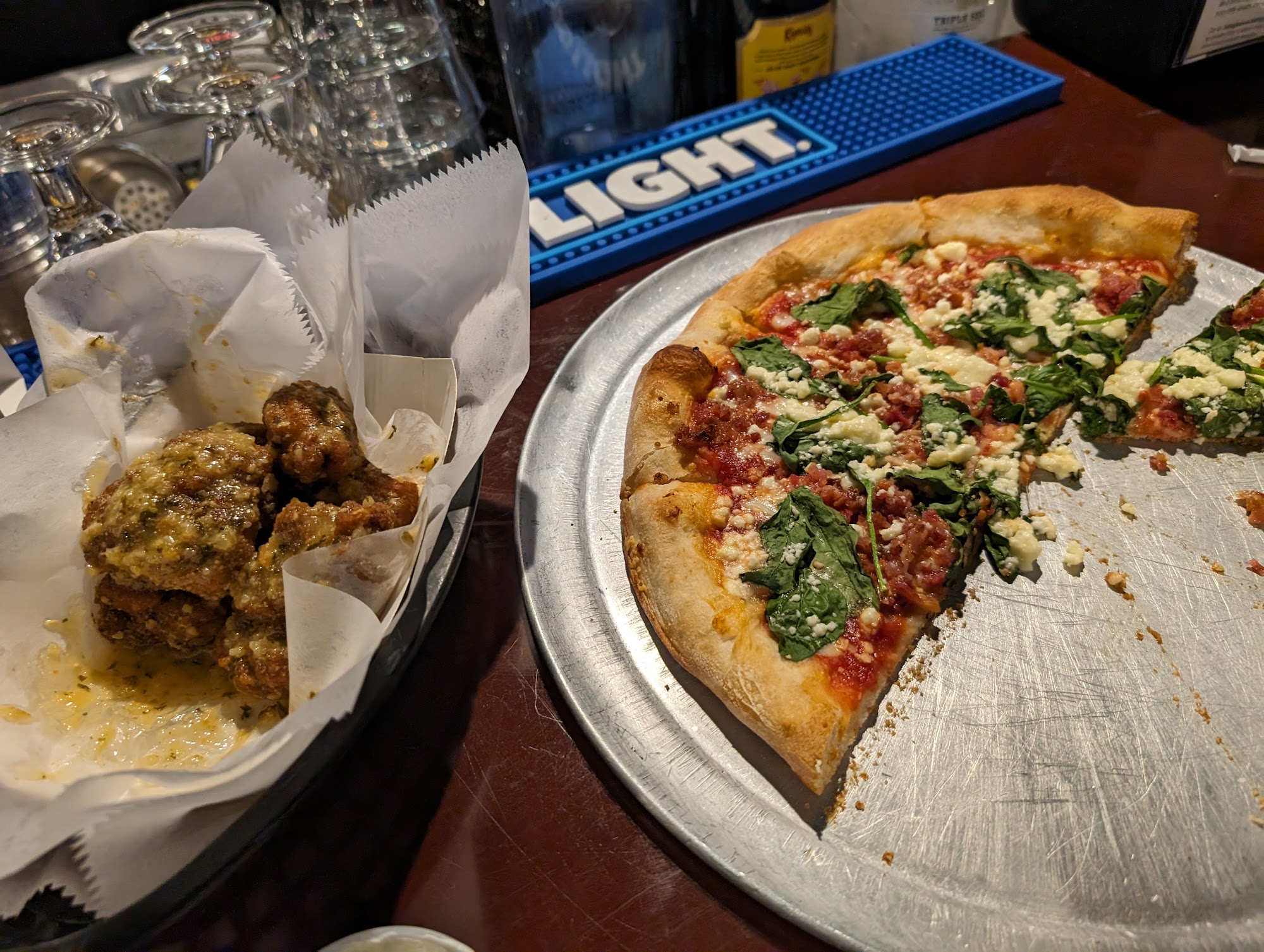 Brickhouse Pizza and Wings