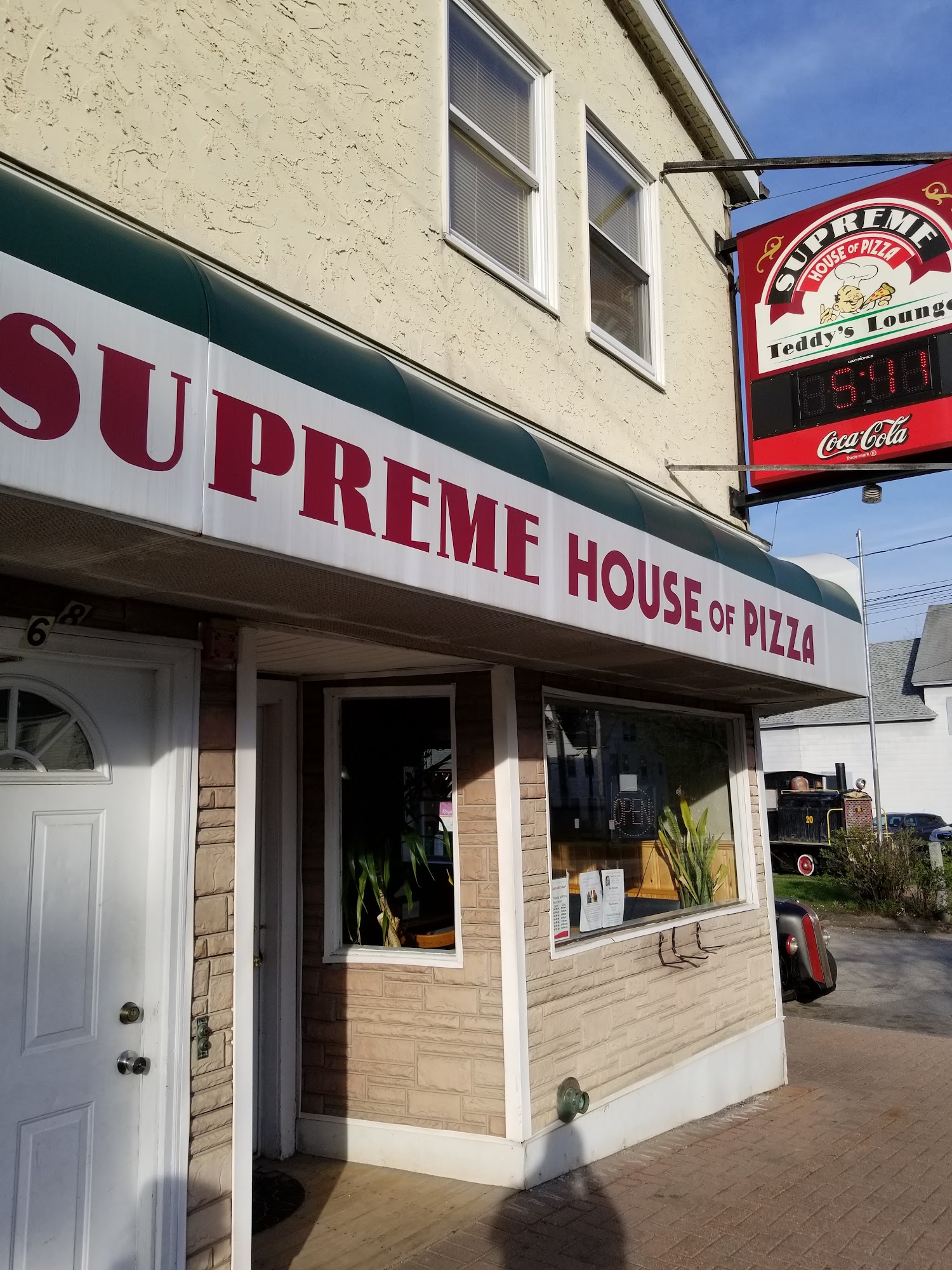 Supreme House of Pizza and Teddy's Lounge