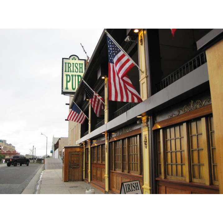 Irish Pub and Irish Pub Inn