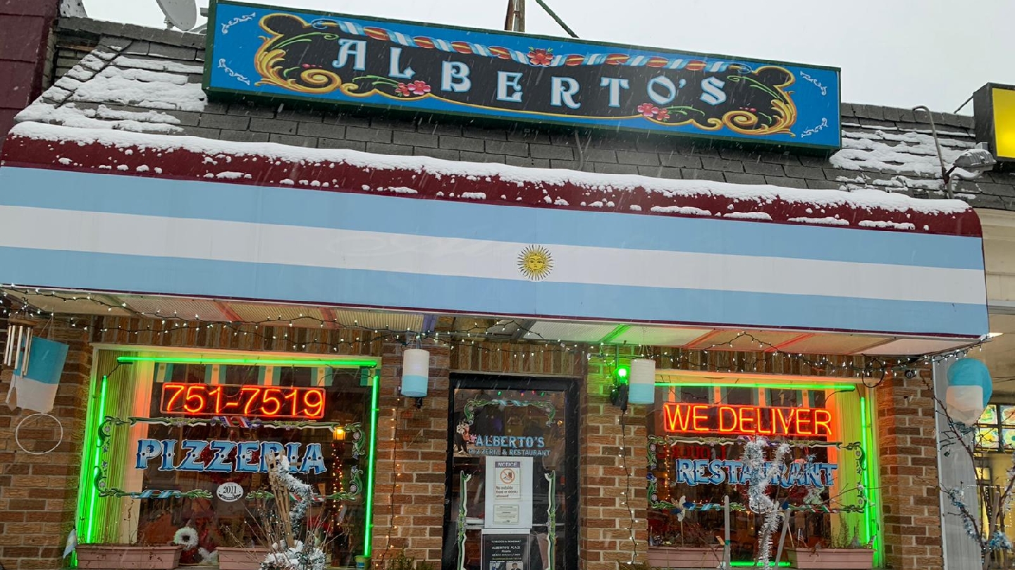 Alberto's Restaurant & Pizzeria