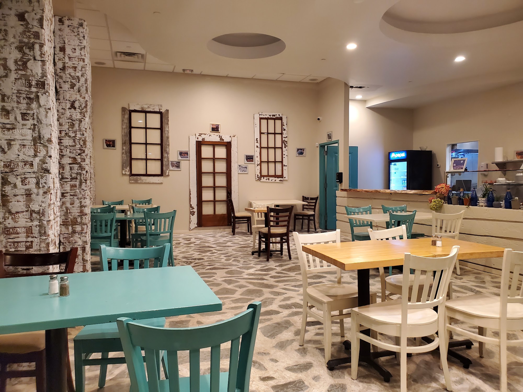 YIANNI'S GREEK TAVERNA