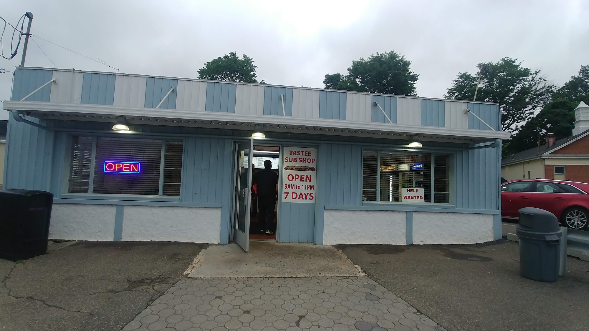 Tastee Sub Shop