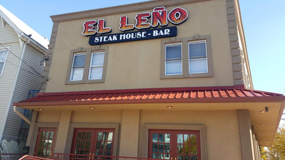 El Leño Steakhouse Bar & Grill