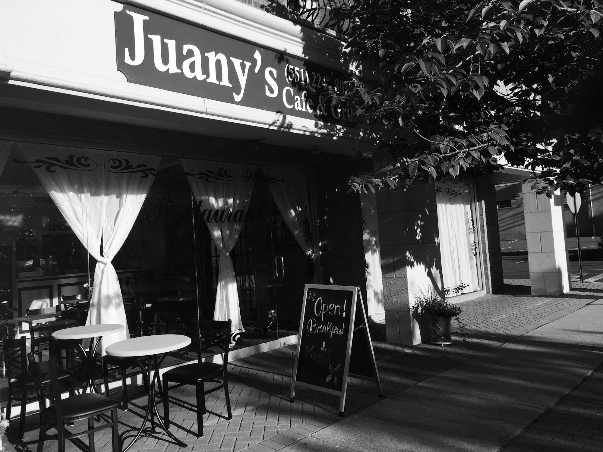 Juany's Cafe & Grill