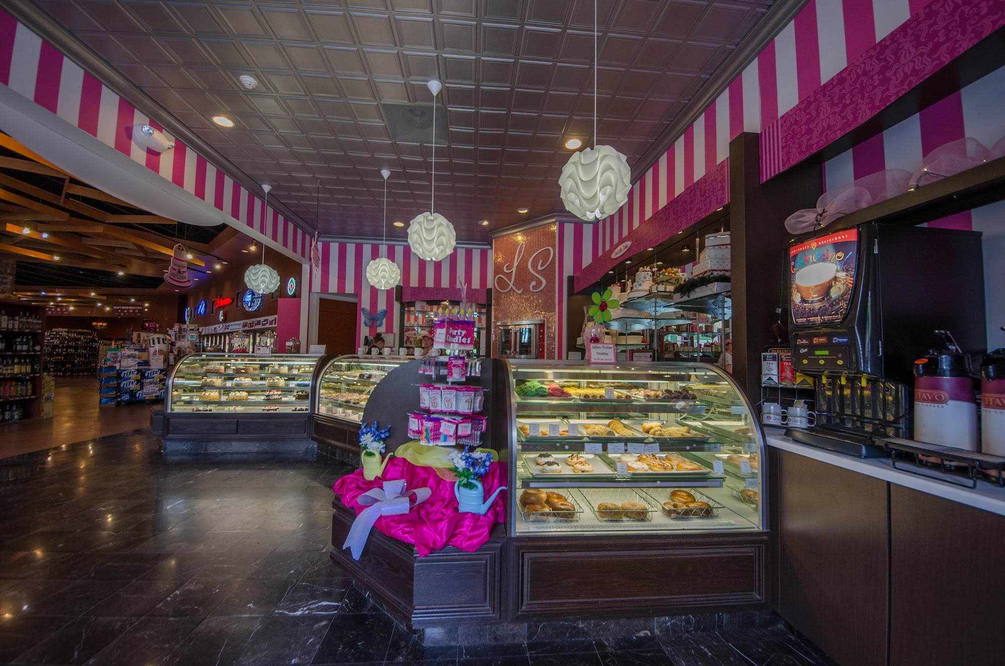 Luscious & Sweet Gourmet Bakery