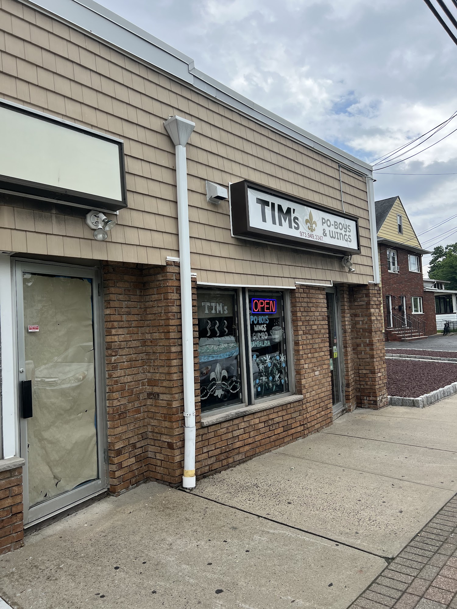 Tim's Po-Boys and Wings