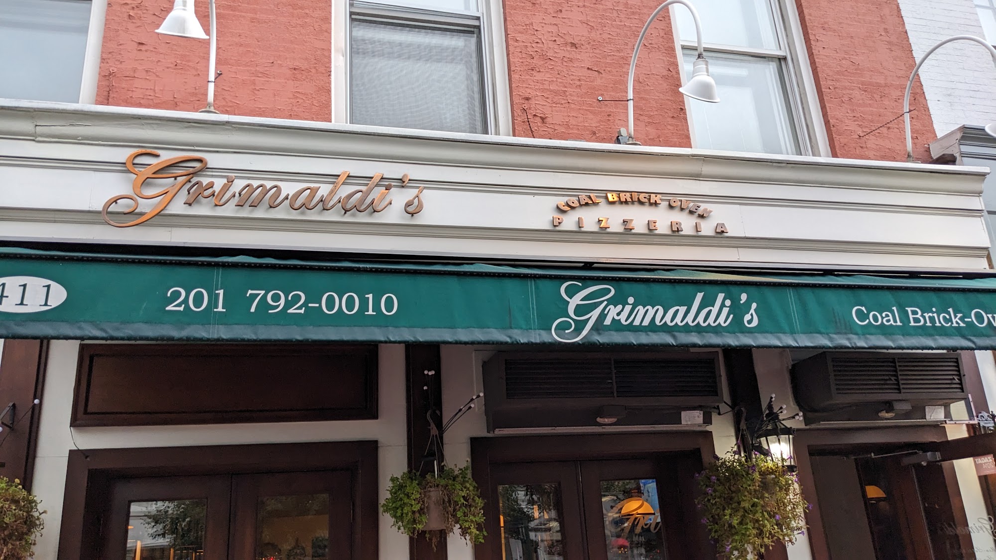 Grimaldi's Pizzeria