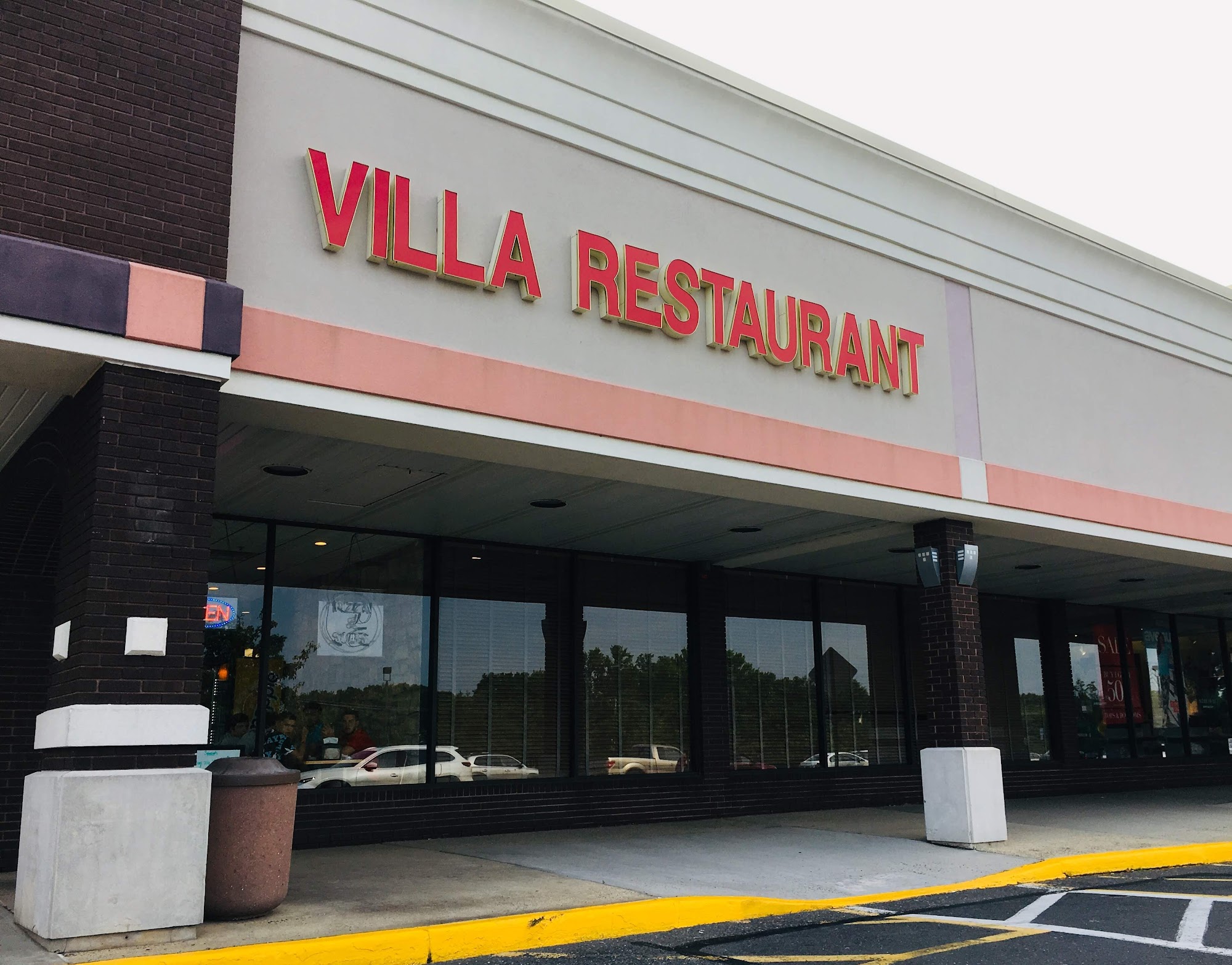 Villa Pizza & Restaurant