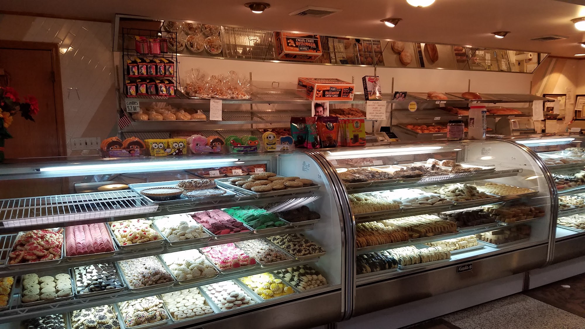 Lyndhurst Pastry Shop