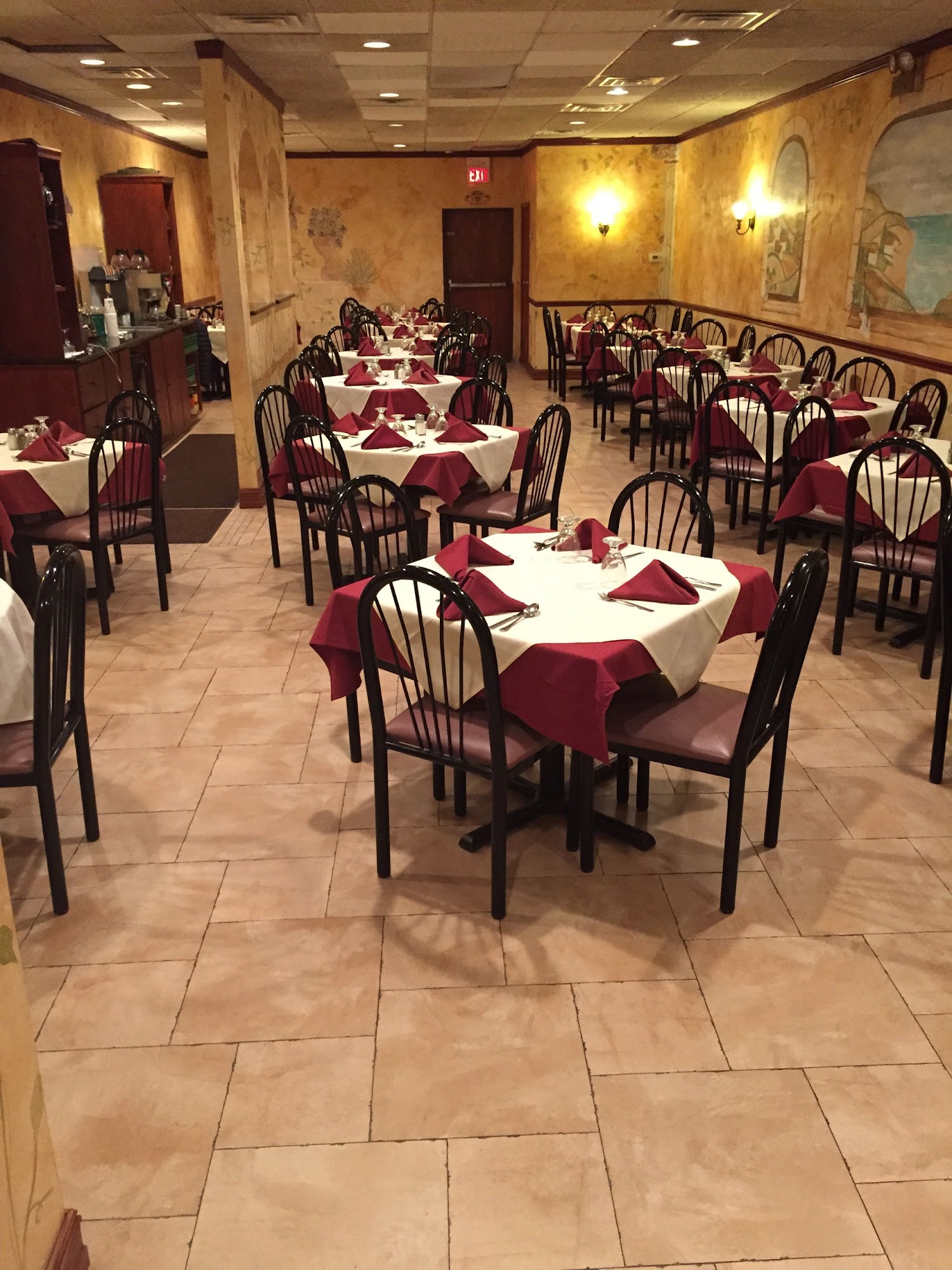 Dusal's Italian Restaurant and Pizzeria