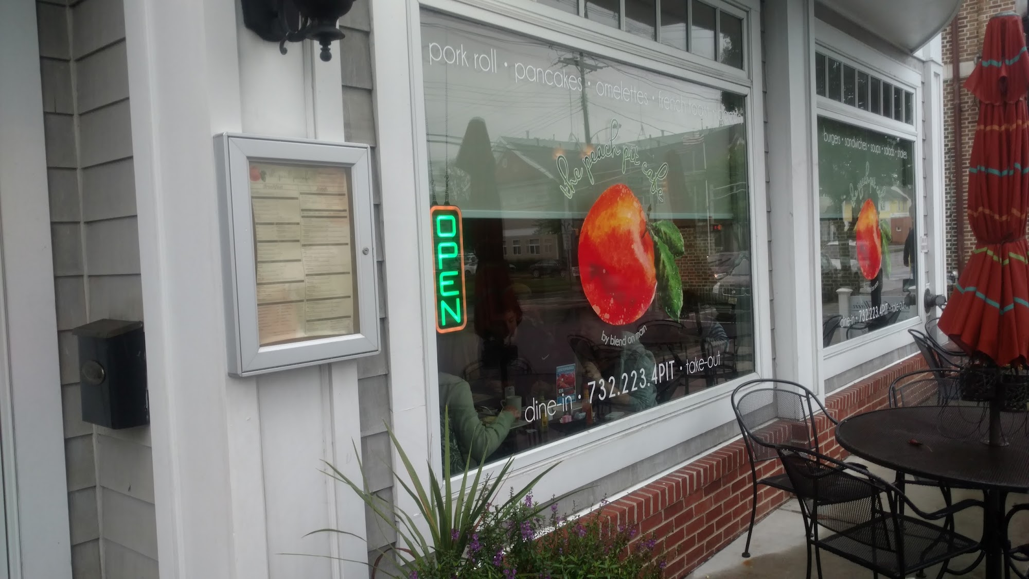 The Peach Pit Cafe