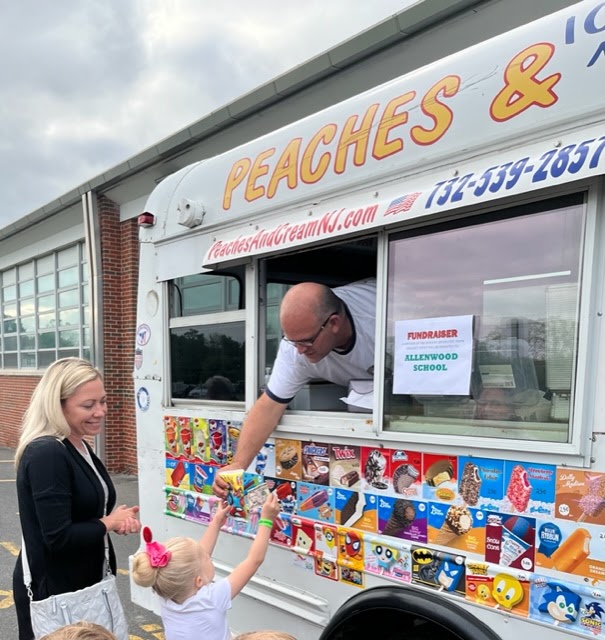 Peaches & Cream Ice Cream Truck