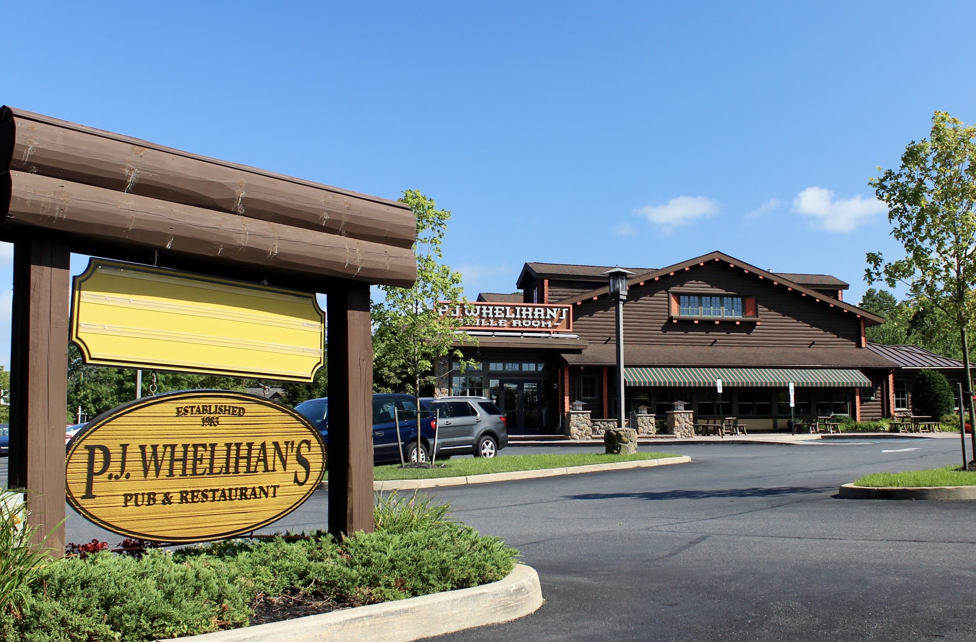P.J. Whelihan's Pub + Restaurant - Medford Lakes