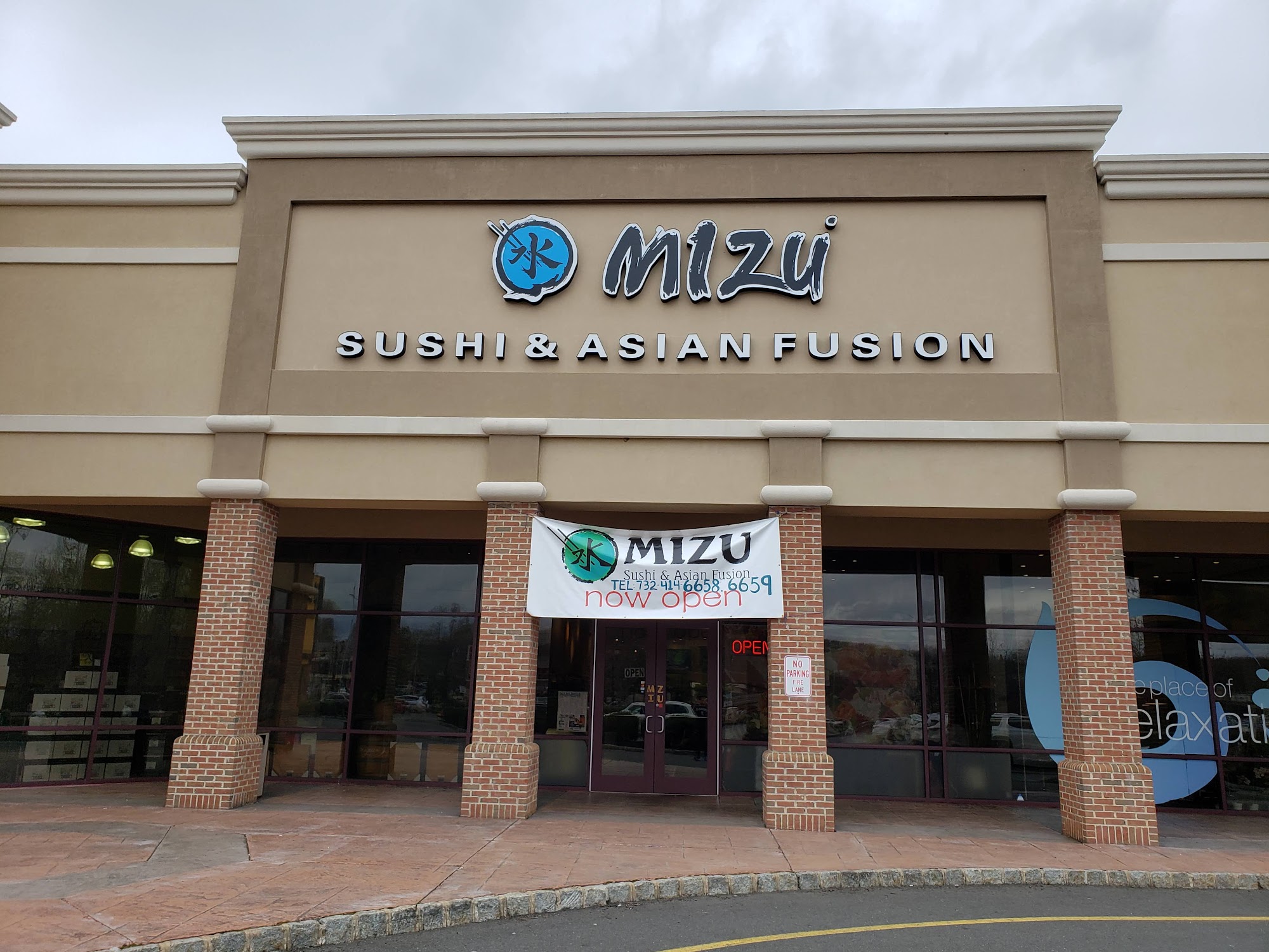 Mizu Sushi & Asian Fusion