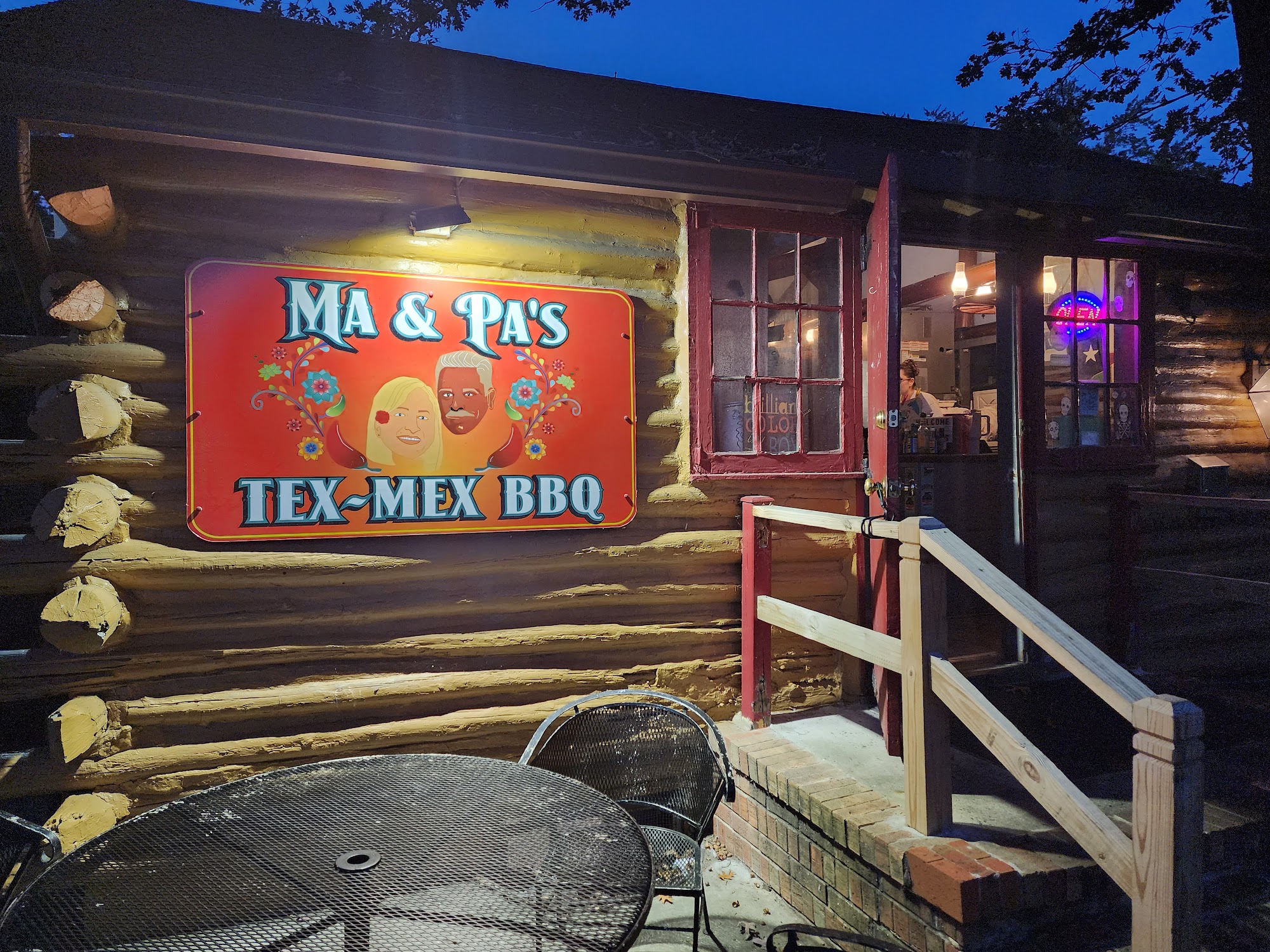 Ma & Pa’s Tex-Mex BBQ