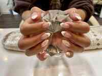 French Nails & Spa