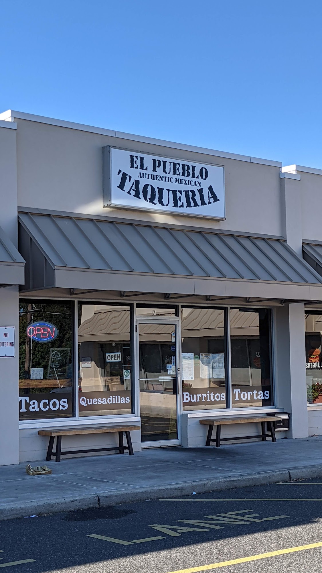 El Pueblo Taqueria