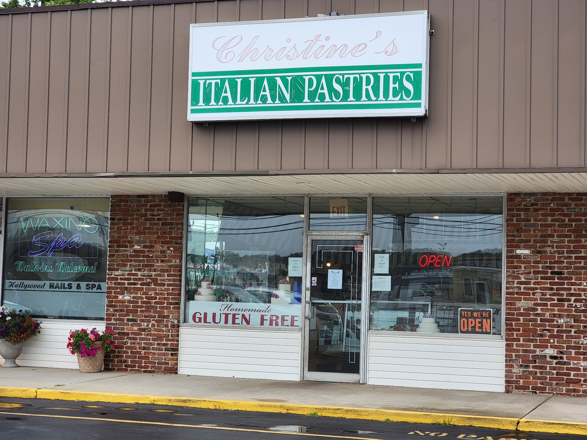 Christine's Italian Pastry Shoppe