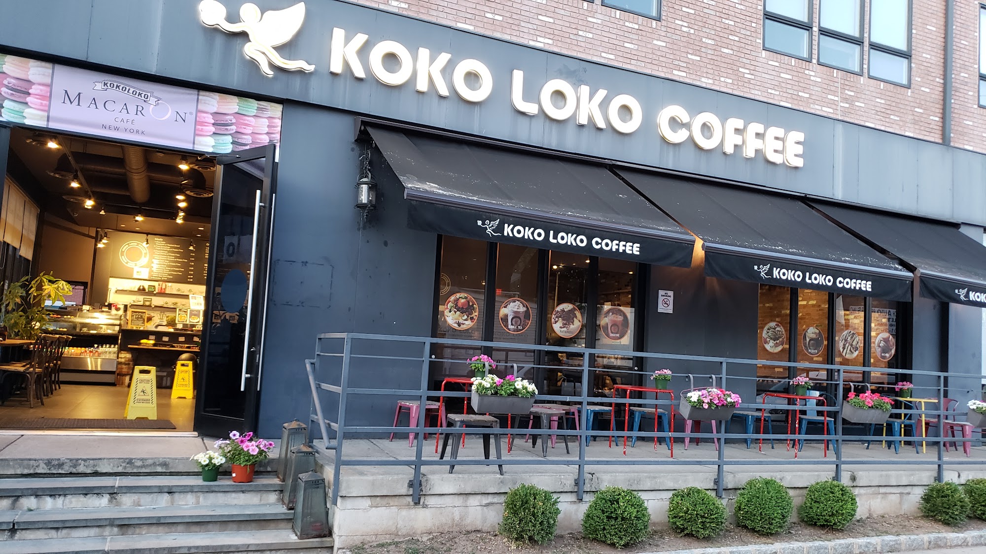 Cafe Coffee & Food KOKOLOKO COFFEE