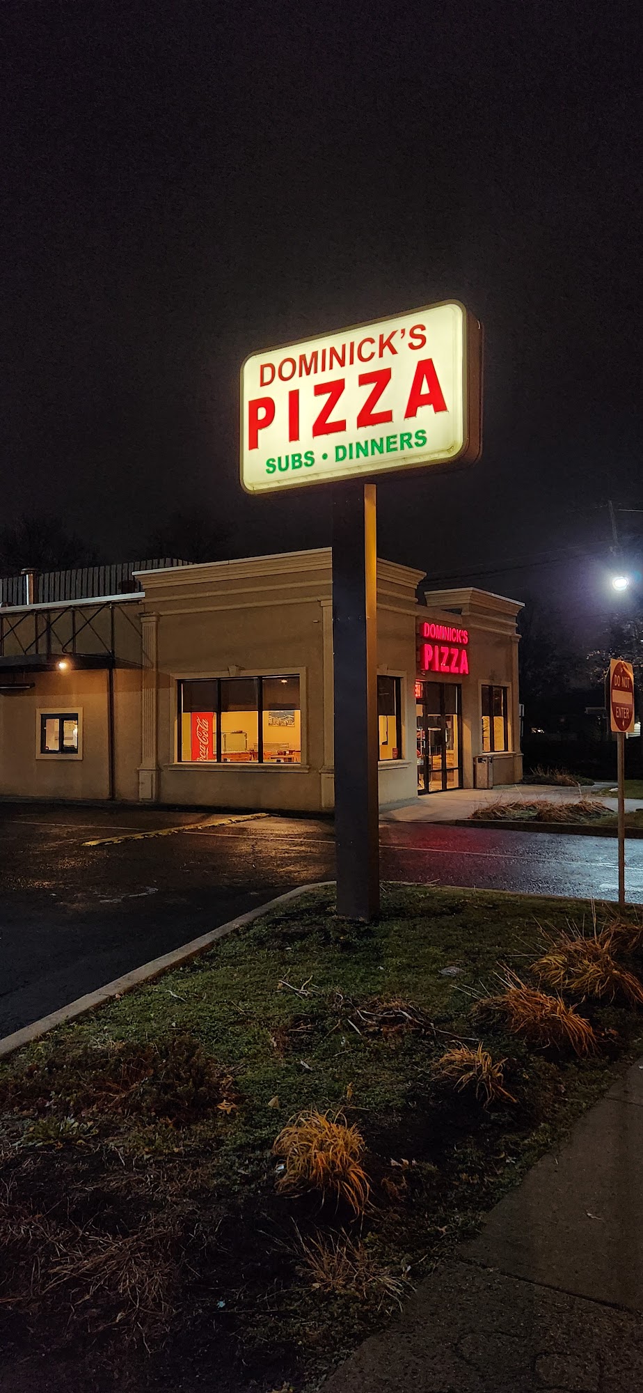 Dominick's Pizza