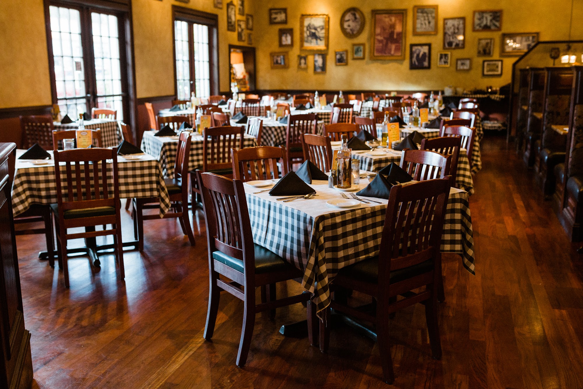 Sanducci's Trattoria