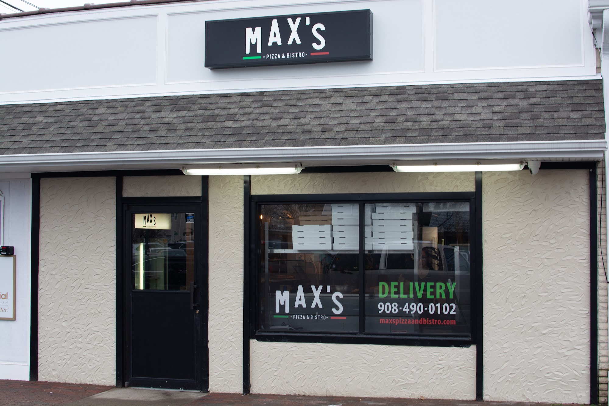 Max's Pizza & Bistro