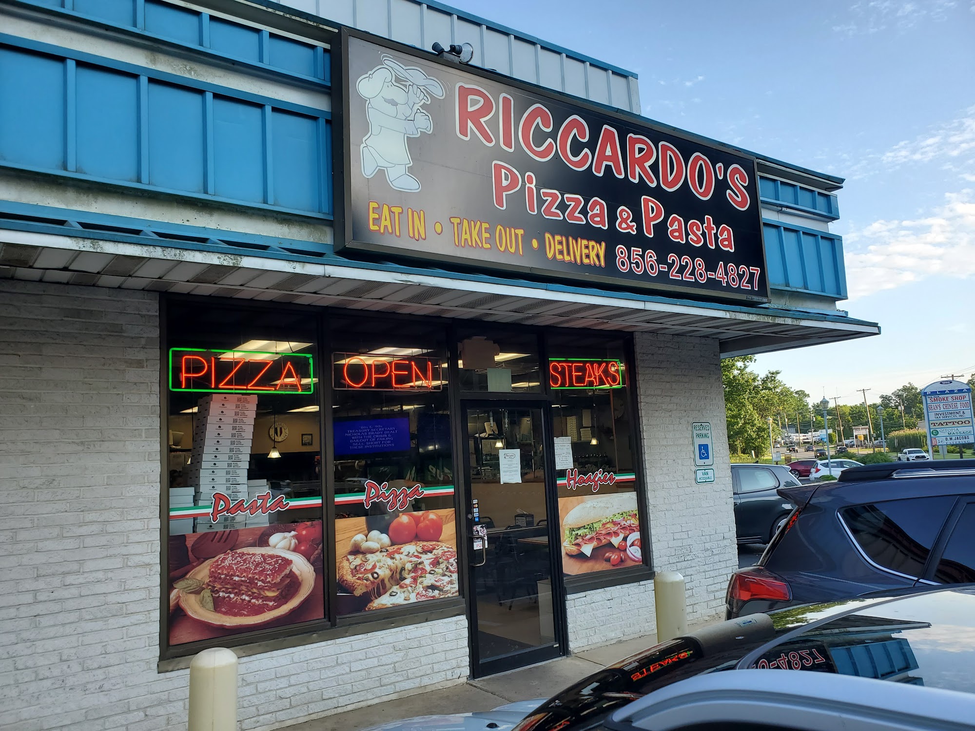 Riccardo's Pizza Restaurant