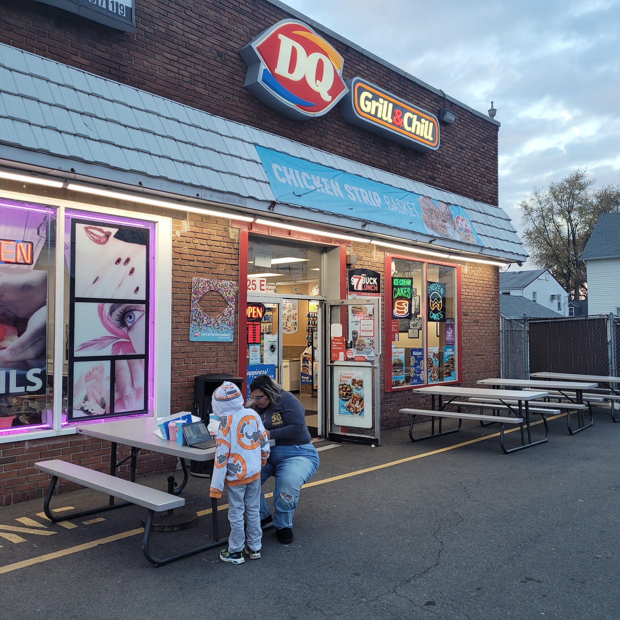 Dairy Queen Grill & Chill