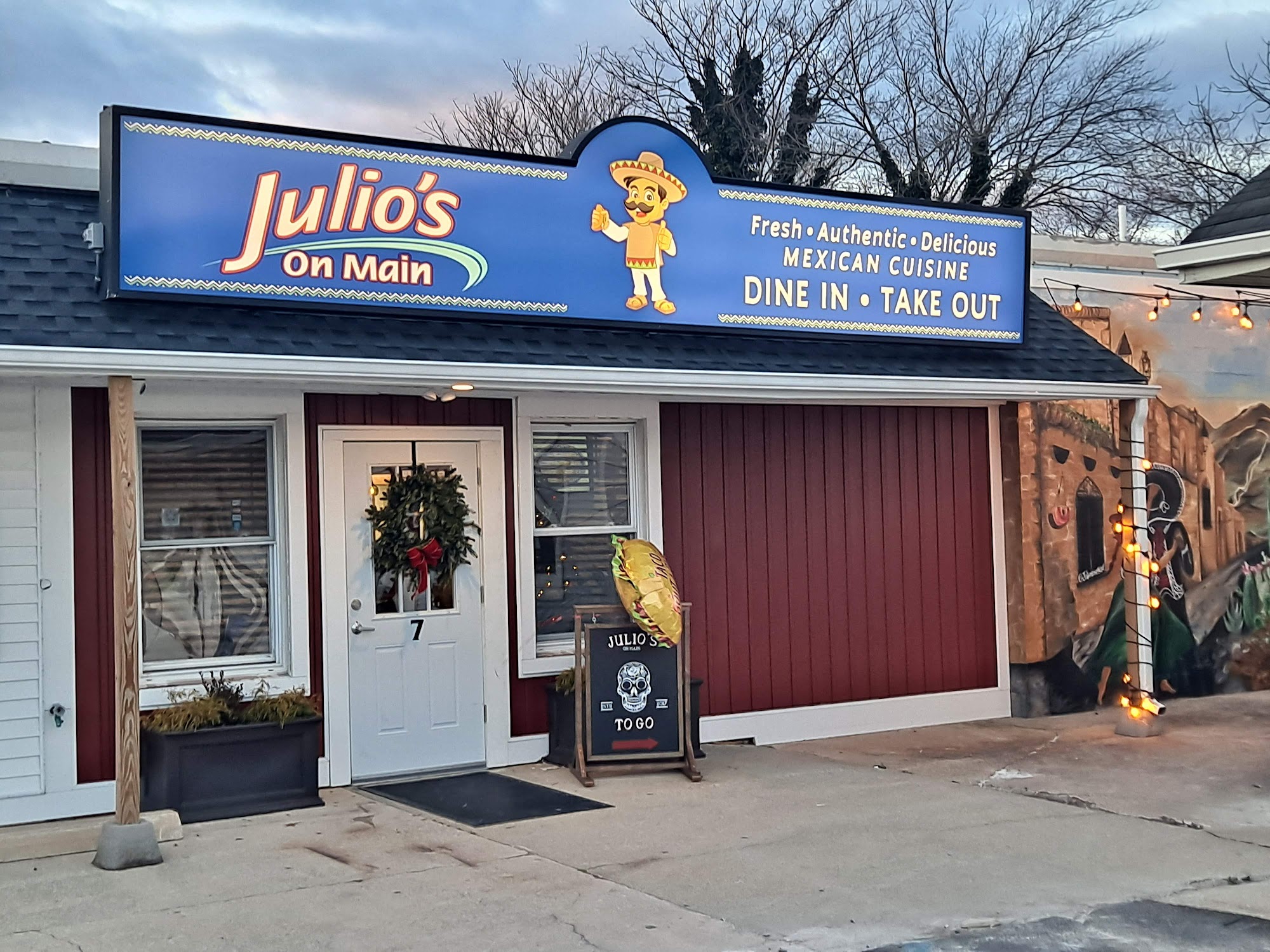 Julio’s On Main