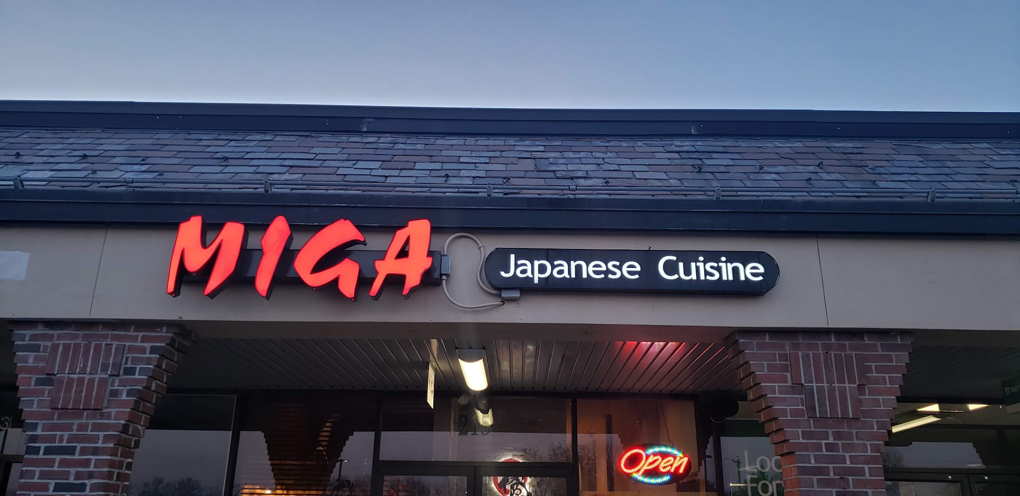 Miga Sushi - Wayne, NJ Restaurant, Menu + Delivery