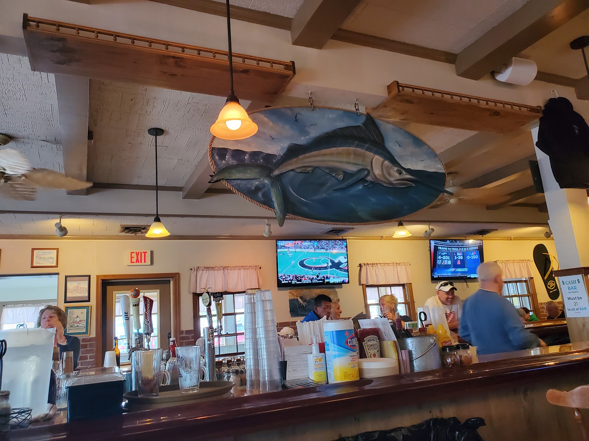 Mulligan's Shore Bar & Grill