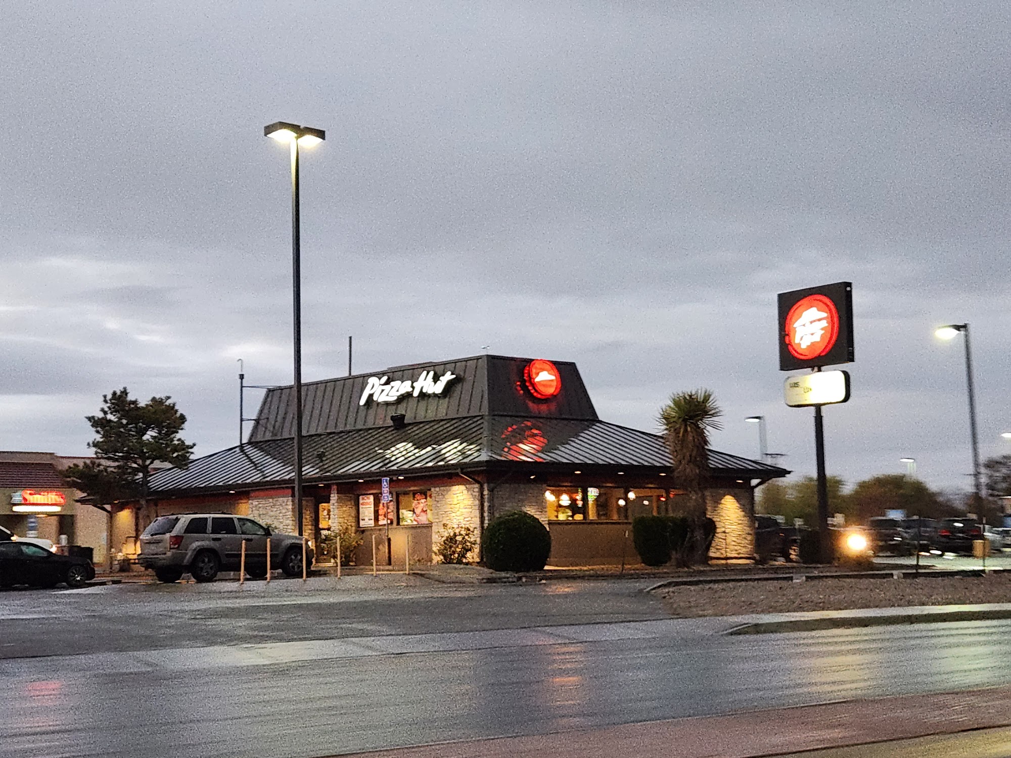 Pizza Hut