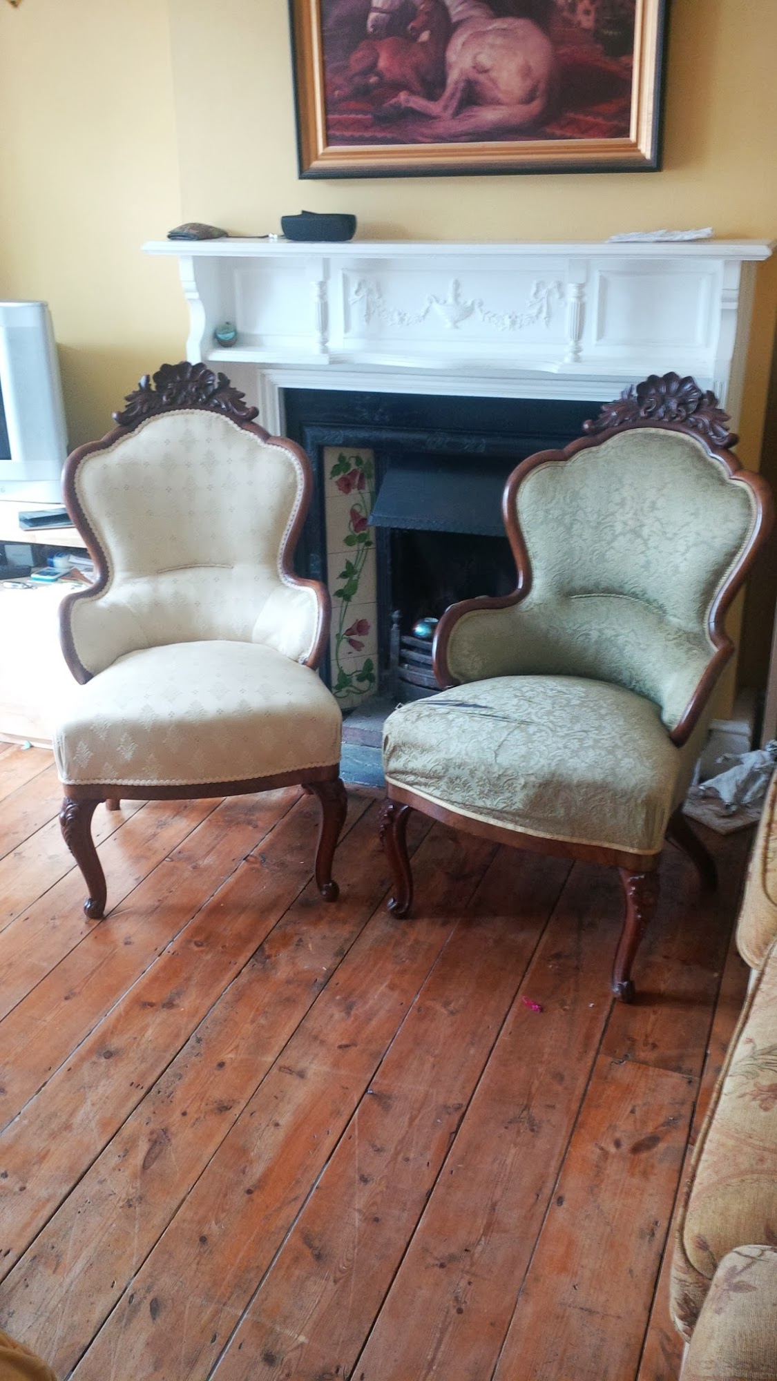 E G Ainsley Upholstery