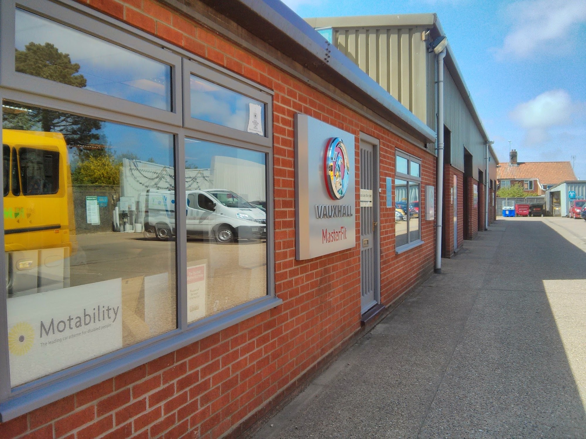 Thurlow Nunn - Holt - Eurorepar Car Service Centre Holt