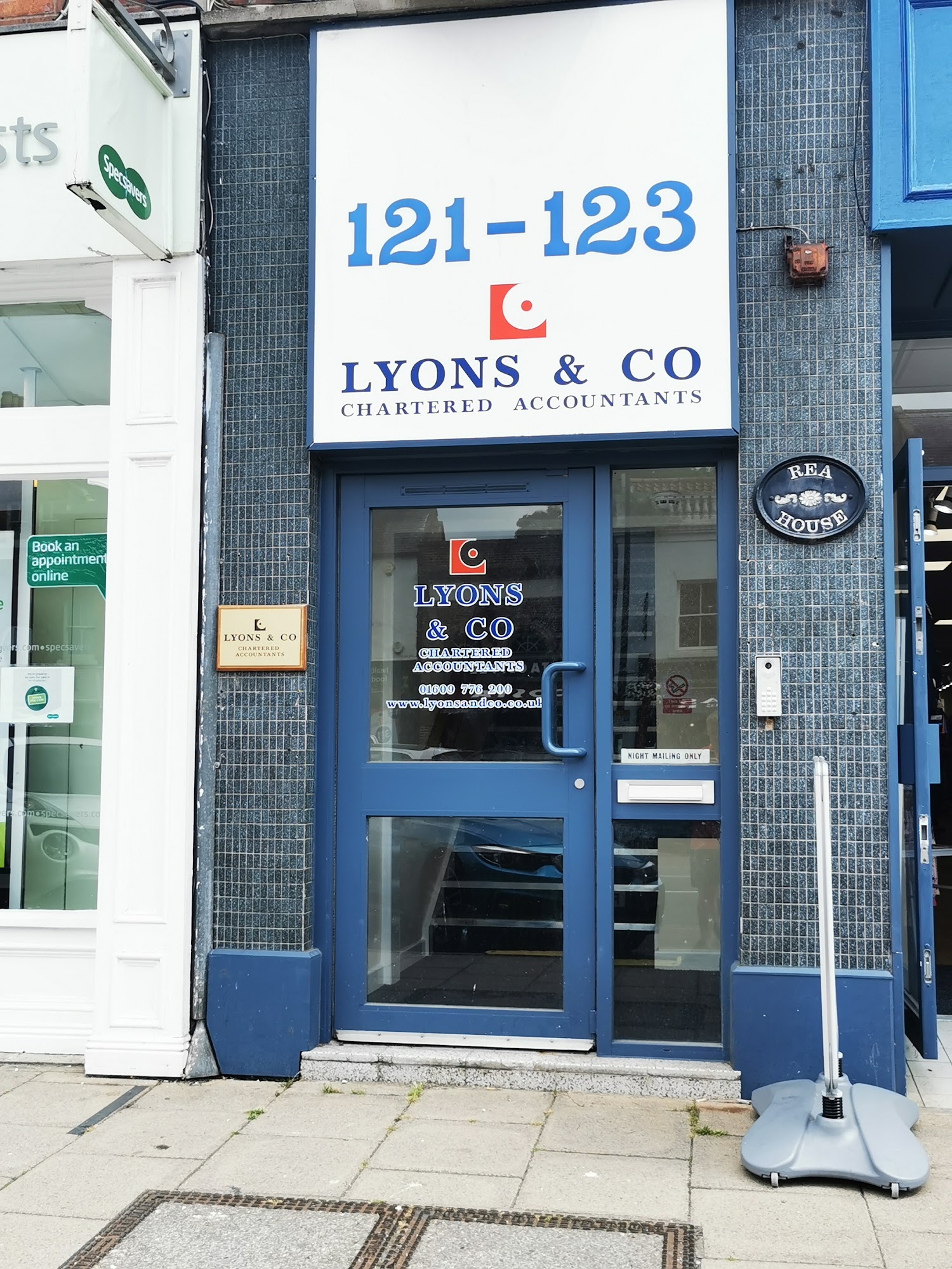 Lyons & Co Ltd