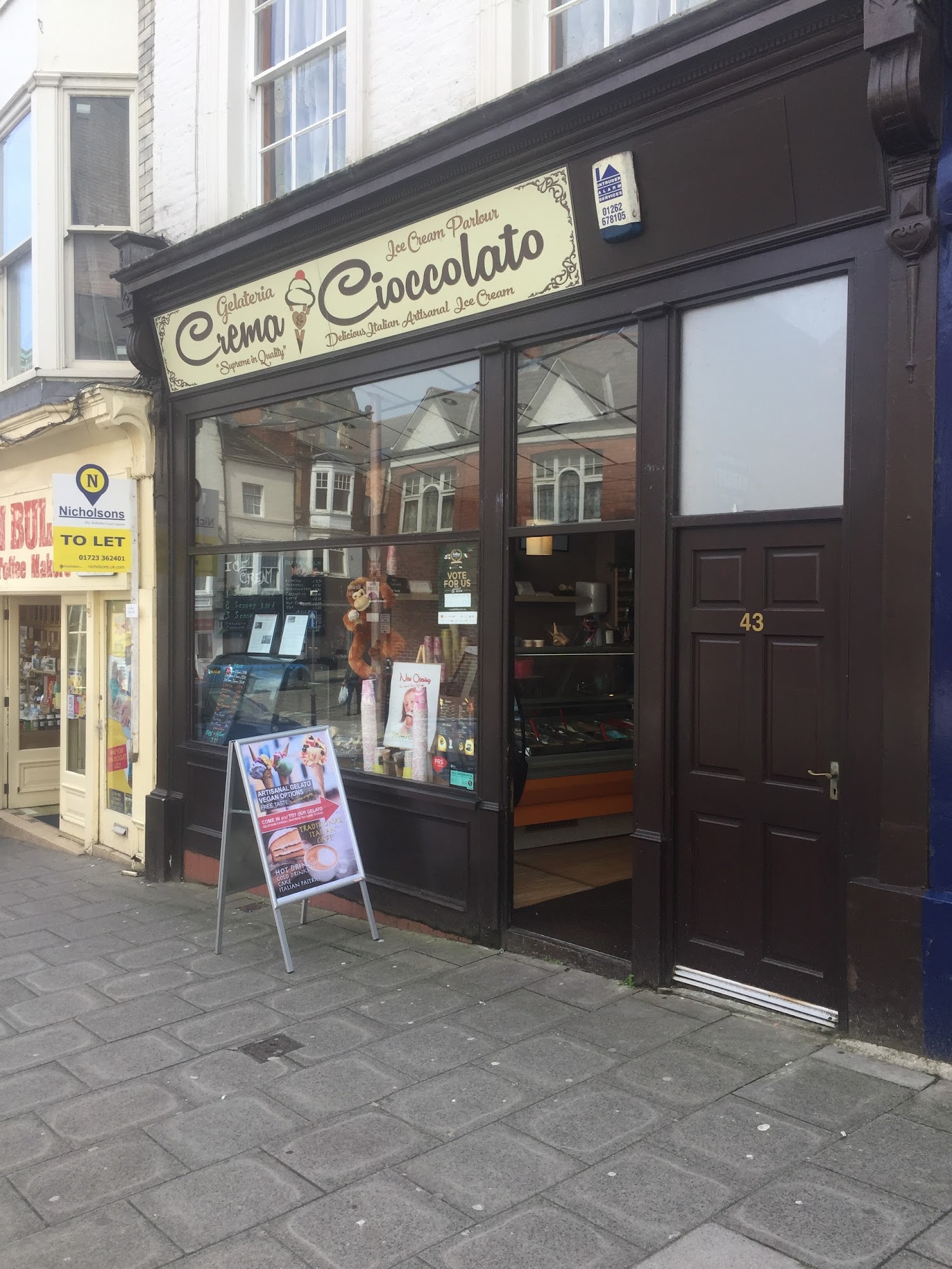 Crema e Cioccolato 43 Newborough, Scarborough