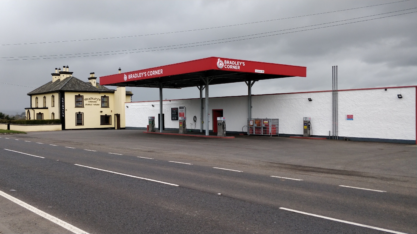 Bradley's Corner Filling Station