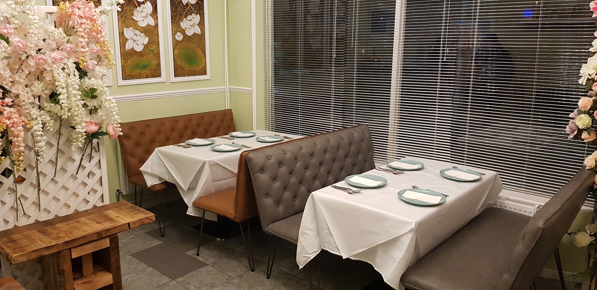 Bee Thai Restaurant and Takeaway 107 Central Ave, Beeston, Nottingham