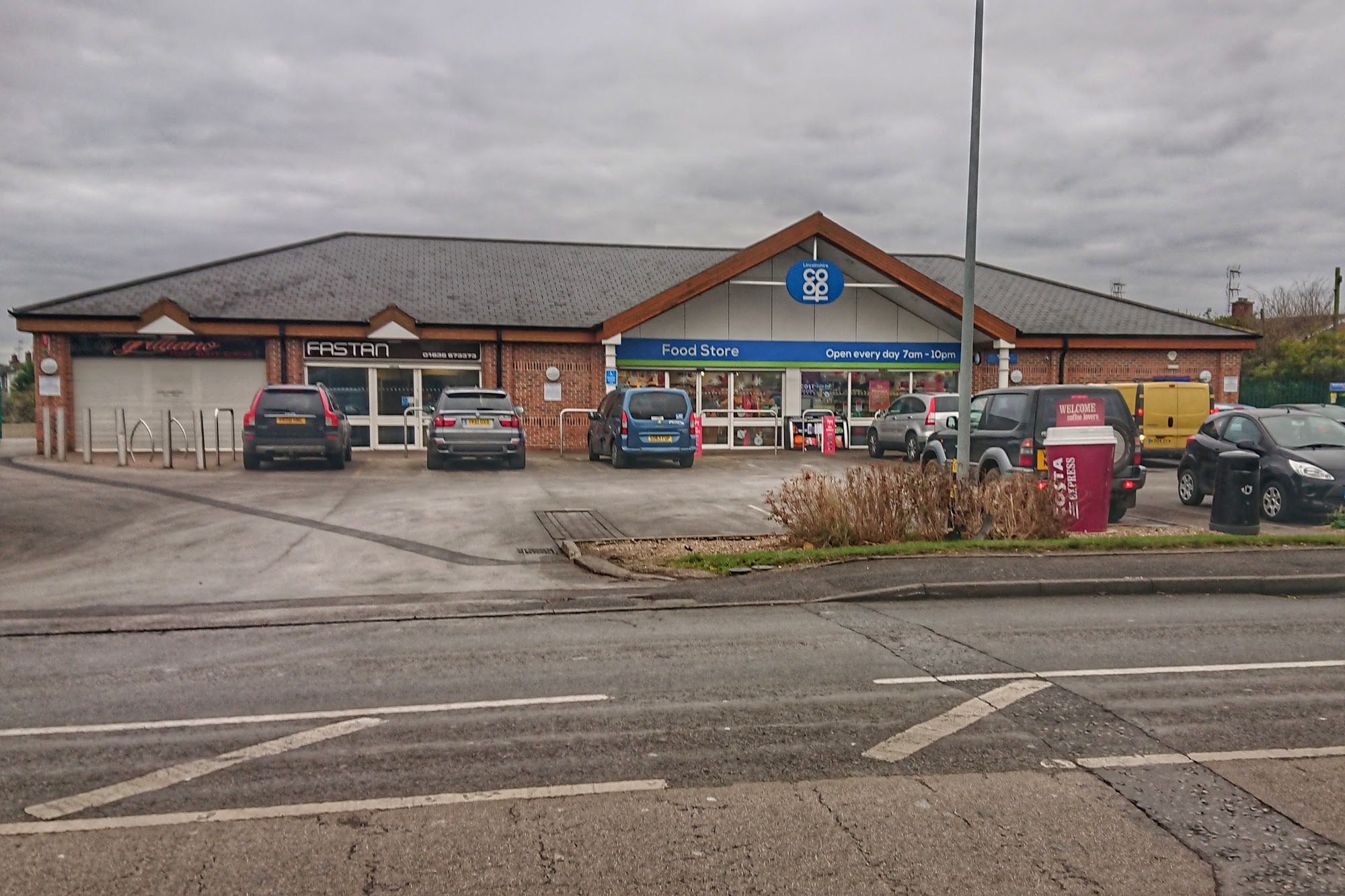 Lincolnshire Co-op The Bridge Food Store