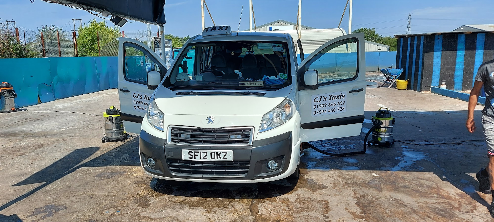 Lux auto spa /car wash Worksop