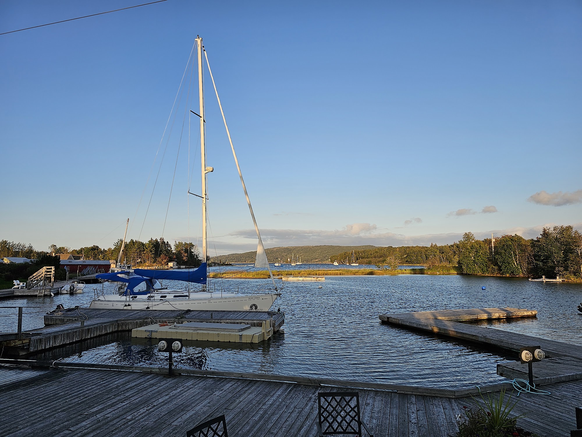 Lakeside Restaurant