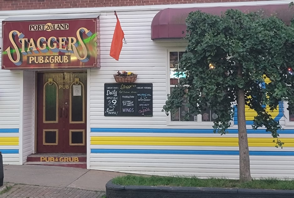 Staggers Pub & Grub