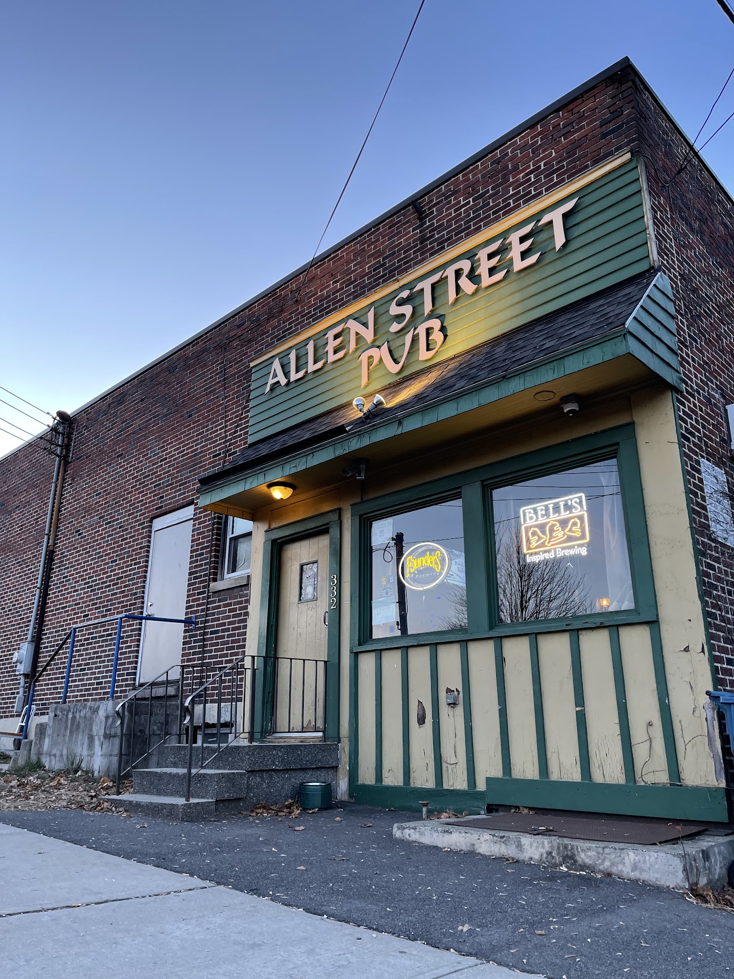 Allen Street Pub