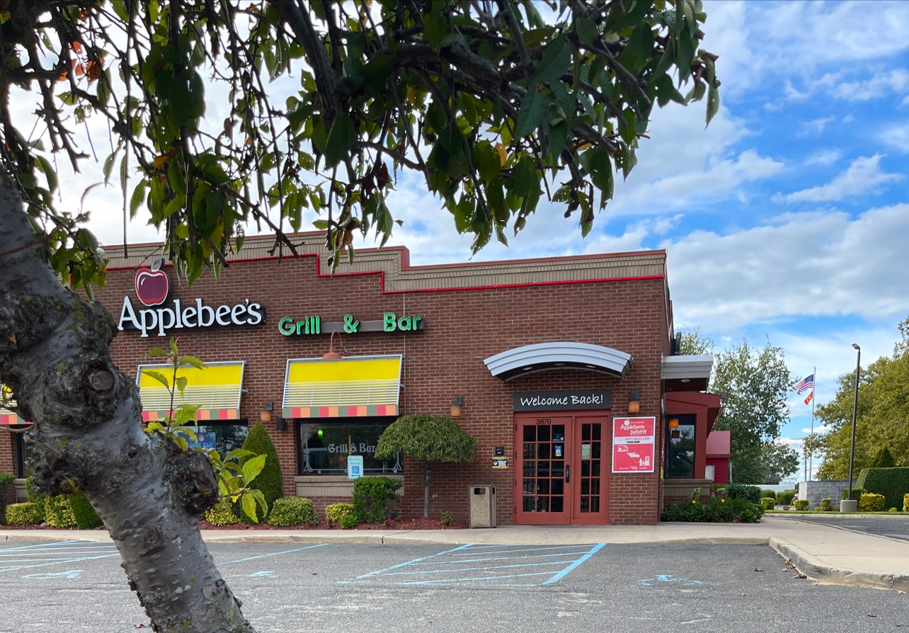 Applebee's Grill + Bar